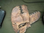 Vintage Wilson A2680 Baseball Glove Marked Made Usa.. Fixed Price $50.00.