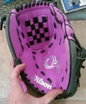 Wilson Osterman Softball Glove 11.5 A245XCAT, Very Good Shape.. Fixed Price $14.50.
