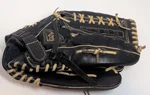 Louisville Slugger Dynasty 13.5" Baseball Softball Glove Rht Black DY14-BK. Fixed Price $30.00.