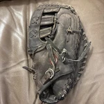 Louisville Slugger Baseball Glove Mitt LPS101 12.75" Right Hand Throw. Fixed Price $39.99.