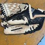 Adidas Baseball Glove Lht 9.5" TS9500BR Easy Close Right Hand Catch Tee. Fixed Price $14.00.