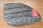 Rawlings Baseball Glove RSG6B Fastback Super Size Rht Black. Fixed Price $24.95.