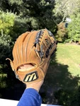 Made In Usa Mizuno Baseball Glove - Classic Mcl 4003 Rht (closer To 11.5 ). Fixed Price $149.99.