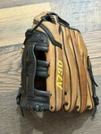 Wilson A730 Ecco Leather Baseball Glove 13" A0730 Rht. Fixed Price $29.99.
