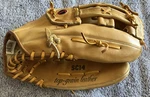 Spalding Competition SC14 Baseball Softball Glove Rht Right Hand Throw 14". Fixed Price $32.00.