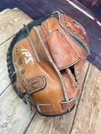 Louisville Slugger Catchers Mitt Glove Tournament Player Series GTPS-205 Rht. Fixed Price $26.61.