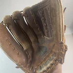 Dudley Thunder D-2001 Pro Model Softball Glove Lht Left Hand Throw Top Grain. Fixed Price $49.00.
