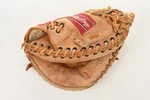 Rawlings RCM45 Mike Piazza Catcher Mitt Rht, Lite Toe Deep Well Pocket Glove. Fixed Price $24.00.
