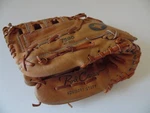 Vintage Rod Carew Spalding Baseball Glove Lht Advisory Staff 7590 42-9122. Fixed Price $26.39.