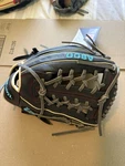 Wilson A800 12 Rht Baseball Glove Leather New. Fixed Price $74.99.