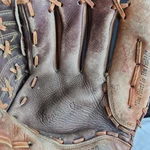 Sammy Sosa Signed Vintage Rawlings GJ57 Reggie Jackson Glove Autograph Heart Rht. Fixed Price $135.00.