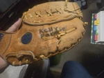 Mizuno First Baseman Mitt Model Mt 3010 Right Handed. Fixed Price $29.74.