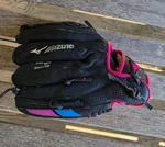 Mizuno Sure Fit Finch Fastpitch Softball Glove GPP1005F2, Black W/ Pink Trim. Fixed Price $24.00.