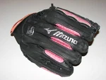 Mizuno Finch Gpp 1108 Softball Glove 11". Fixed Price $25.00.