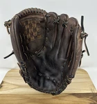 Wilson Staff Series A1841 Steerhide Leather Baseball Softball Glove 12 1/2 Rht. Fixed Price $39.99.