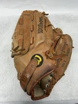 Wilson Brown Leather A9824 OG3 Rh Throw Softball Glove. Fixed Price $17.99.