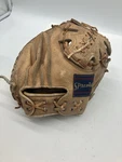 Vintage Spalding 42-755 Joe Torre Catchers Mitt Baseball Glove Pro Model. Fixed Price $42.49.