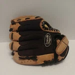 Louisville Slugger GENB950 9.5 Inch Genesis 1884 Series Right Hand Throw Kids. Fixed Price $12.99.