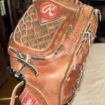 Rawlings Rbg 27 12.5 Inch Baseball Glove Rht Right Hand Throw Brown. Fixed Price $16.00.