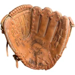 Wilson Tom Glavine Staff Series A2464 Right Hand Thrower 11 1/2" Youth Glove. Fixed Price $17.00.