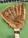 Vintage Mizuno MT500 E-z Pocket Baseball Glove Mitt Brown Leather Rht. Fixed Price $39.99.
