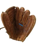 Vintage Pine Ms 1800 Professional Model Deep Set Pocket Glove. Fixed Price $35.00.