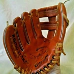 Dwight Gooden Glove Spalding Player Ser Baseball Mitt Youth 42-666 Rising Star*. Fixed Price $19.99.
