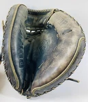 Mizuno Supreme Mzsc 35 Catchers Mitt Right Hand. Fixed Price $80.00.