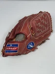 Dunlop 889/516 Rht Right Handed Throwing Challenger 11 Baseball Glove Leather. Fixed Price $12.50.