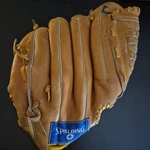 Spalding Pro Advisory Players Series Rod Carew Baseball Glove 42-227 Rht. Fixed Price $19.95.