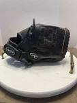 Rawlings PL1109BPU Players Baseball Glove Youth 11" Right Hand Thrower. Fixed Price $14.25.