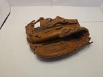 Wilson Roger Clemens Genuine Leather Catchers Glove A2182 Snap Action. Fixed Price $14.99.