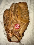 Rawlings RBG10GS 13" Softball Glove Lht Fastback Model Leather Player Preferred. Fixed Price $33.95.