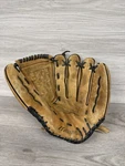 Mizuno 14" Gfn 1400 Professional Model Softball Glove Franchise Series Rht. Fixed Price $37.00.