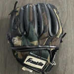 Franklin Rtp Series 9 Youth Baseball T-ball Glove Camo Right Hand Throw. Fixed Price $12.99.
