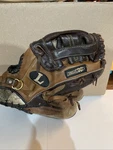 Louisville Tpx Helix Series HX1176 11.75" Baseball Glove Rht Bruise Guard Pad. Fixed Price $25.00.