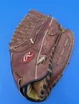 Rawlings R200 Baseball Glove Mitt Basket Web 13.5 Inch Rht Fastback Softball. Fixed Price $90.99.