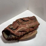 Rawlings RSG3PRO Deep Well Pocket, Basket-web, 13.5" Rht. Fixed Price $10.99.