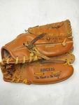Rawlings RBG135 10" Baseball Glove/mitt Rickey Henderson Right Hand Thrower. Fixed Price $16.99.