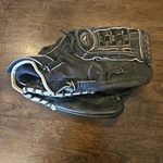 Mizuno Premier Gpm 1401 Professional Inch Powerlock Black. Fixed Price $39.99.
