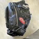 Rawlings Renegade Fastback Baseball Glove, RS1158, 1/2". Right-hand Throw. Fixed Price $20.78.