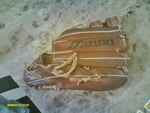 Mizuno Left Handers Glove Baseball Professional Model Super Nice MM5065. Fixed Price $48.24.