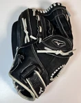 Mizuno Professional Model 13" GSH1303 Baseball Softball Glove Rht Black White. Fixed Price $24.97.