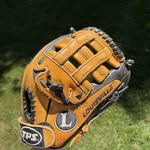 Louisville Slugger Tps CFP01175 12" Rht, Steerhide Leather Baseball Glove. Fixed Price $29.95.