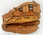 Wilson A2604 Fieldmaster Baseball Glove Junior Youth Leather Grip Tite 11" Rht. Fixed Price $18.50.