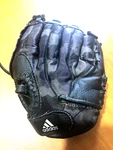 Camo Baseball Glove 10.0" Ts 1000DCB Adidas Easy Close Black & Gray. Fixed Price $10.32.