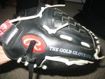 Used Rawlings A-rod Youth Mitt, PL100B, 10", Black.. Fixed Price $15.99.
