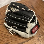 Rawlings Shut Out RSO120BW 12" Fastpitch Softball Glove - Right Hand Throw Euc. Fixed Price $39.99.