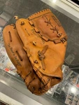 Brooks Robinson Baltimore Orioles Rawlings XFCB30 Baseball Glove Usa Lefty. Fixed Price $125.00.