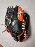 Rawlings Youth Left Hand Right Throw 10 1/2 Basket Weave Baseball Glove New. Fixed Price $17.00.